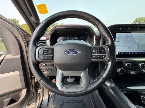 Used 2022 Ford F150 Lariat w/ Max Trailer Tow Package image 20