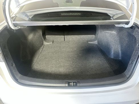 Used 2025 Toyota Corolla LE image 26