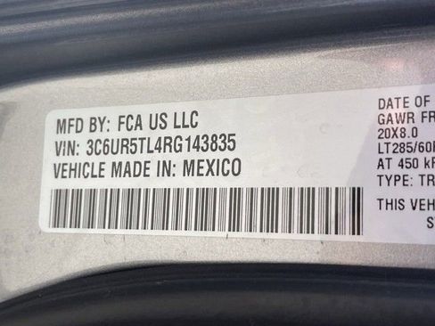 Used 2024 RAM 2500 Limited image 35