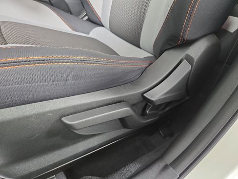 Used 2023 Subaru Crosstrek 2.0i Premium image 30