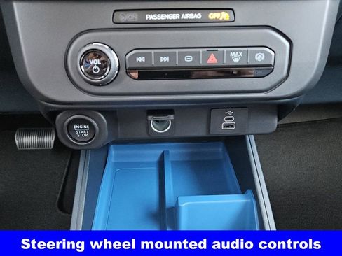 New 2025 Ford Maverick XLT image 13