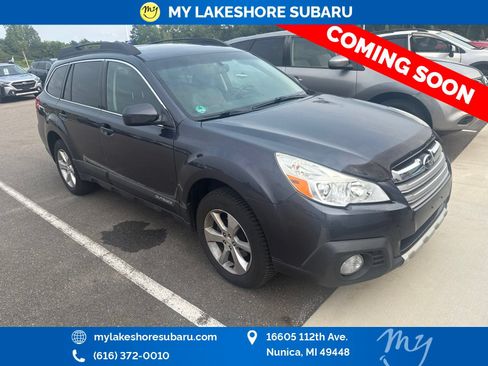 Used 2013 Subaru Outback 2.5i Limited w/ Moonroof Pkg AWD/4WD image 1