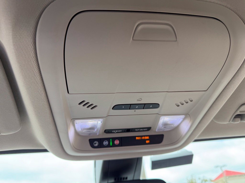Used 2019 GMC Acadia Denali w/ Technology Package FWD image 31