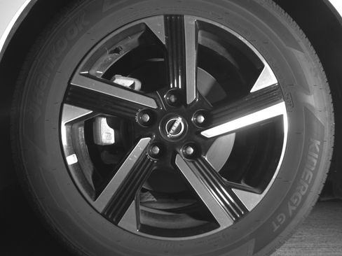 Used 2025 Nissan Sentra SV image 12