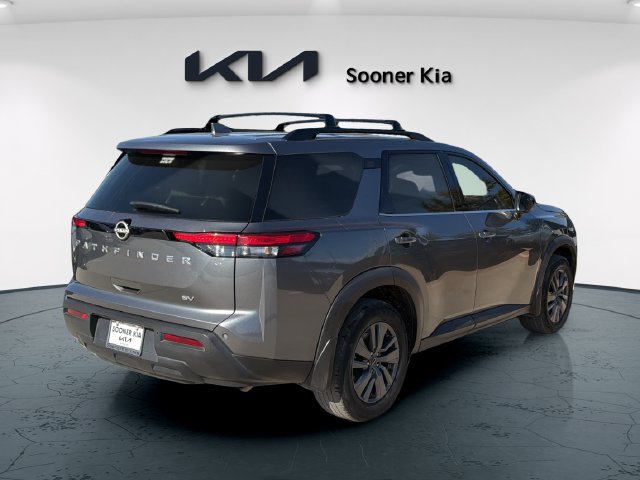 Used 2023 Nissan Pathfinder SV FWD image 6