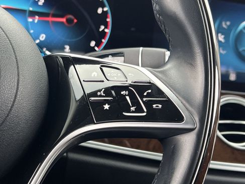 Certified 2023 Mercedes-Benz E 350 4MATIC Sedan w/ Premium Package image 30