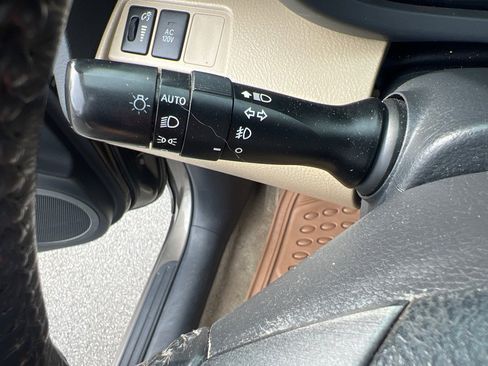 Used 2010 Toyota RAV4 Limited image 19