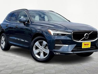 Used 2022 Volvo XC60 B5 Momentum