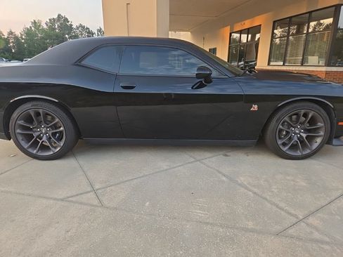 Used 2020 Dodge Challenger R/T Scat Pack w/ Plus Package RWD image 7