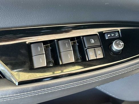 Used 2021 Toyota Mirai XLE w/ Advanced Technology Package image 11