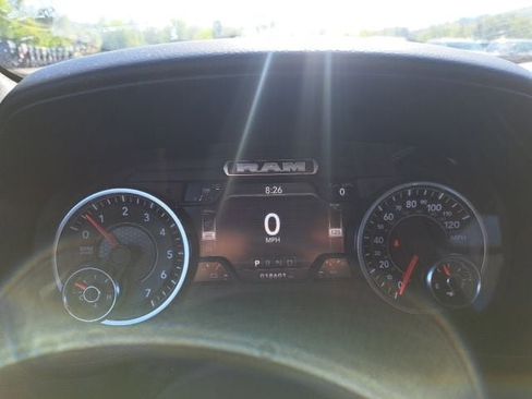 Used 2022 RAM 1500 Big Horn AWD/4WD image 14