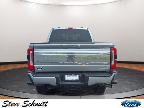Used 2023 Ford F350 Platinum w/ Tremor Off-Road Package AWD/4WD image 31