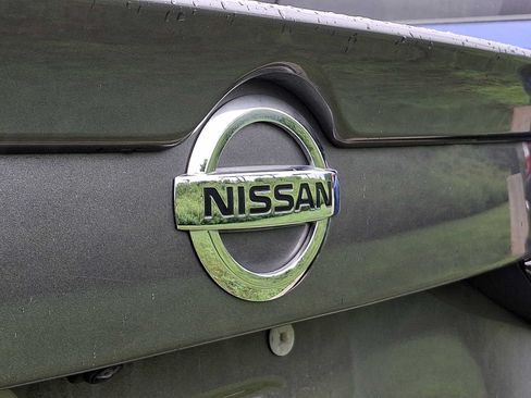Used 2022 Nissan Sentra SR w/ Trunk Package FWD image 4