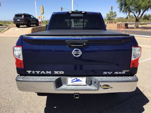 Used 2017 Nissan Titan SV AWD/4WD image 4