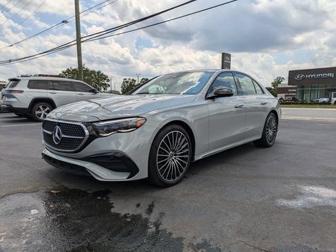 Used 2026 Mercedes-Benz E 350 Sedan image 9