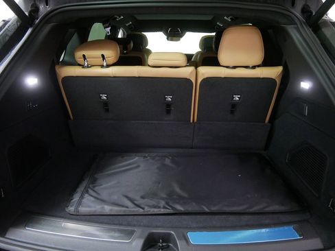 Used 2025 Cadillac Escalade IQ Sport 2 w/ LPO, ONYX Package AWD/4WD image 6