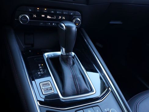 Used 2021 MAZDA CX-5 Carbon Edition image 26