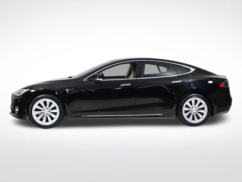 Used 2018 Tesla Model S 75D image 2
