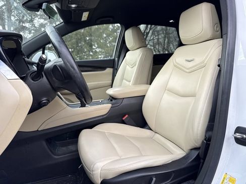 Used 2018 Cadillac XT5 AWD image 15