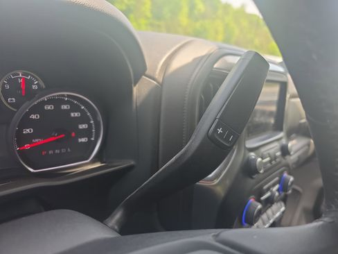 Used 2022 Chevrolet Silverado 1500 LT RWD image 19