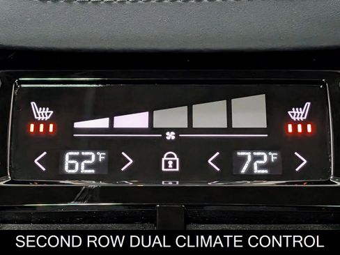 Used 2025 Volvo XC90 B5 Plus w/ Protection Package Premier image 21