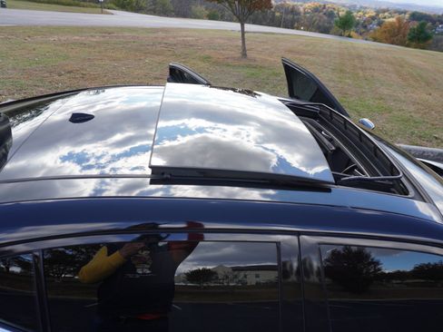 Used 2016 Nissan Maxima Platinum image 25