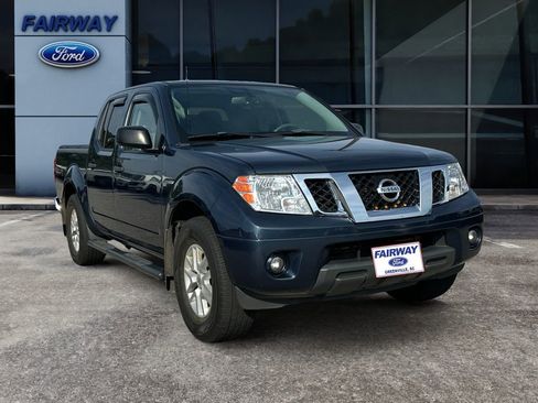 Used 2019 Nissan Frontier SV w/ Value Truck Package RWD image 4