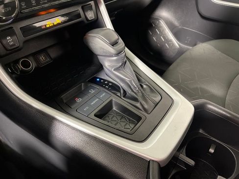 Certified 2024 Toyota RAV4 XLE image 22