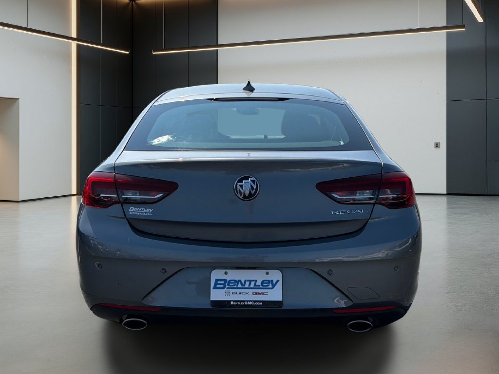 Certified 2020 Buick Regal Essence FWD image 5