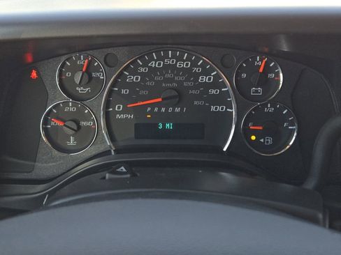 New 2025 Chevrolet Express 2500 w/ Driver Convenience Package RWD image 7