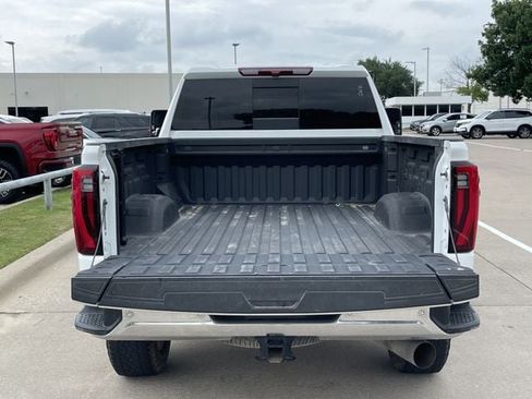 Used 2025 GMC Sierra 2500 SLT w/ SLT Convenience Package AWD/4WD image 30