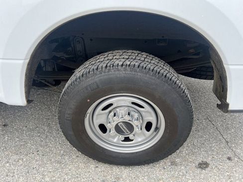 Used 2022 Ford F250 XL w/ Power Equipment Group AWD/4WD image 34