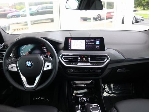 Used 2024 BMW X3 xDrive30i w/ Convenience Package image 10