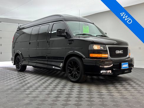 Used 2020 GMC Savana 2500 Extended w/ Enhanced Convenience Package RWD image 1