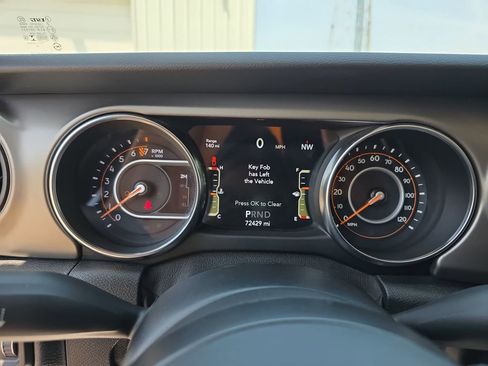 Used 2020 Jeep Gladiator Sport w/ Quick Order Package 24S AWD/4WD image 34