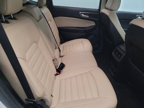 Used 2020 Ford Edge SEL w/ Convenience Package image 19