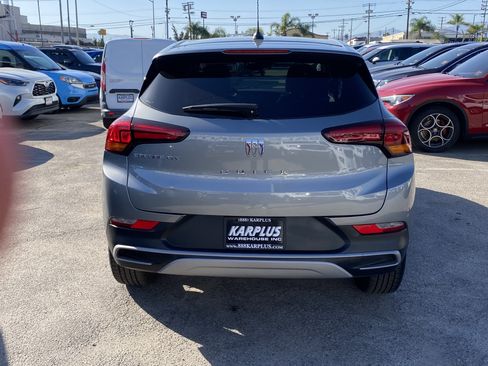 Used 2025 Buick Encore GX Preferred FWD image 9