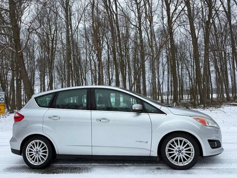 Used 2013 Ford C-MAX SEL image 5
