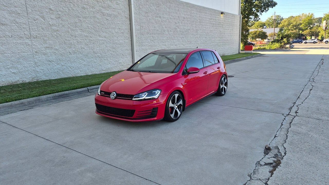 Used 2015 Volkswagen GTI Autobahn w/ Lighting Package (SEL) FWD image 2