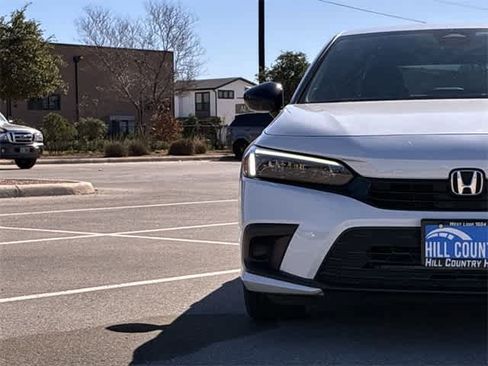 Used 2024 Honda Civic Sport image 10