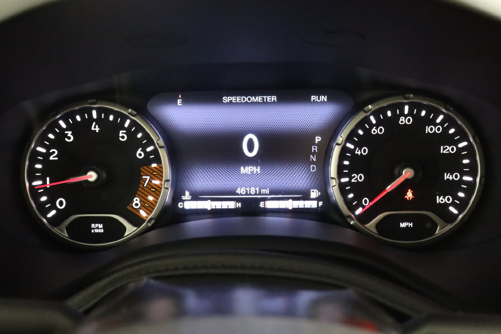 Used 2020 Jeep Renegade Altitude w/ UConnect 8.4 Nav Group AWD/4WD image 11