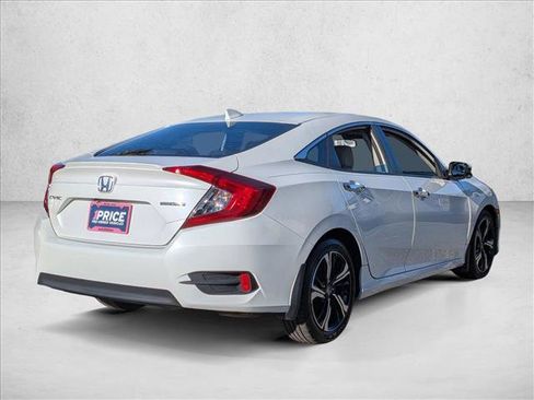 Used 2017 Honda Civic Touring image 5