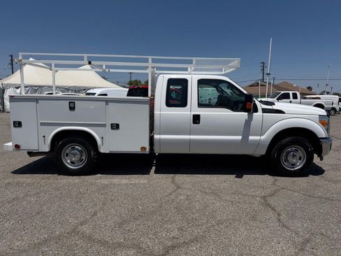 Used 2015 Ford F250 XL w/ Power Equipment Group RWD image 4