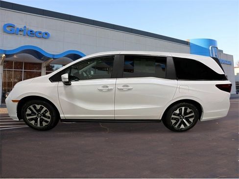 New 2026 Honda Odyssey EX-L image 2