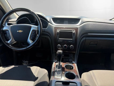Used 2017 Chevrolet Traverse LT w/ Style and Technology Package AWD/4WD image 11