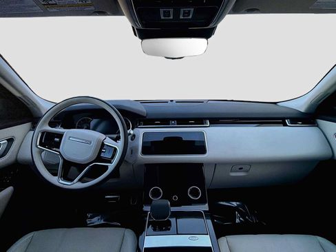 Certified 2022 Land Rover Range Rover Velar R-Dynamic S AWD/4WD image 9