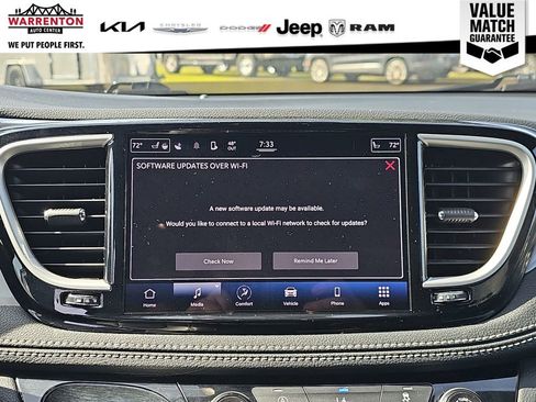 Used 2022 Chrysler Pacifica Touring-L w/ S Appearance Package image 26