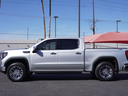 Certified 2022 GMC Sierra 1500 SLT w/ SLT Premium Plus Package image 2