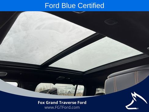 Used 2024 Jeep Grand Wagoneer L Series III AWD/4WD image 7