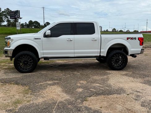 Used 2018 Ford F150 Lariat w/ Equipment Group 501A Mid AWD/4WD image 2